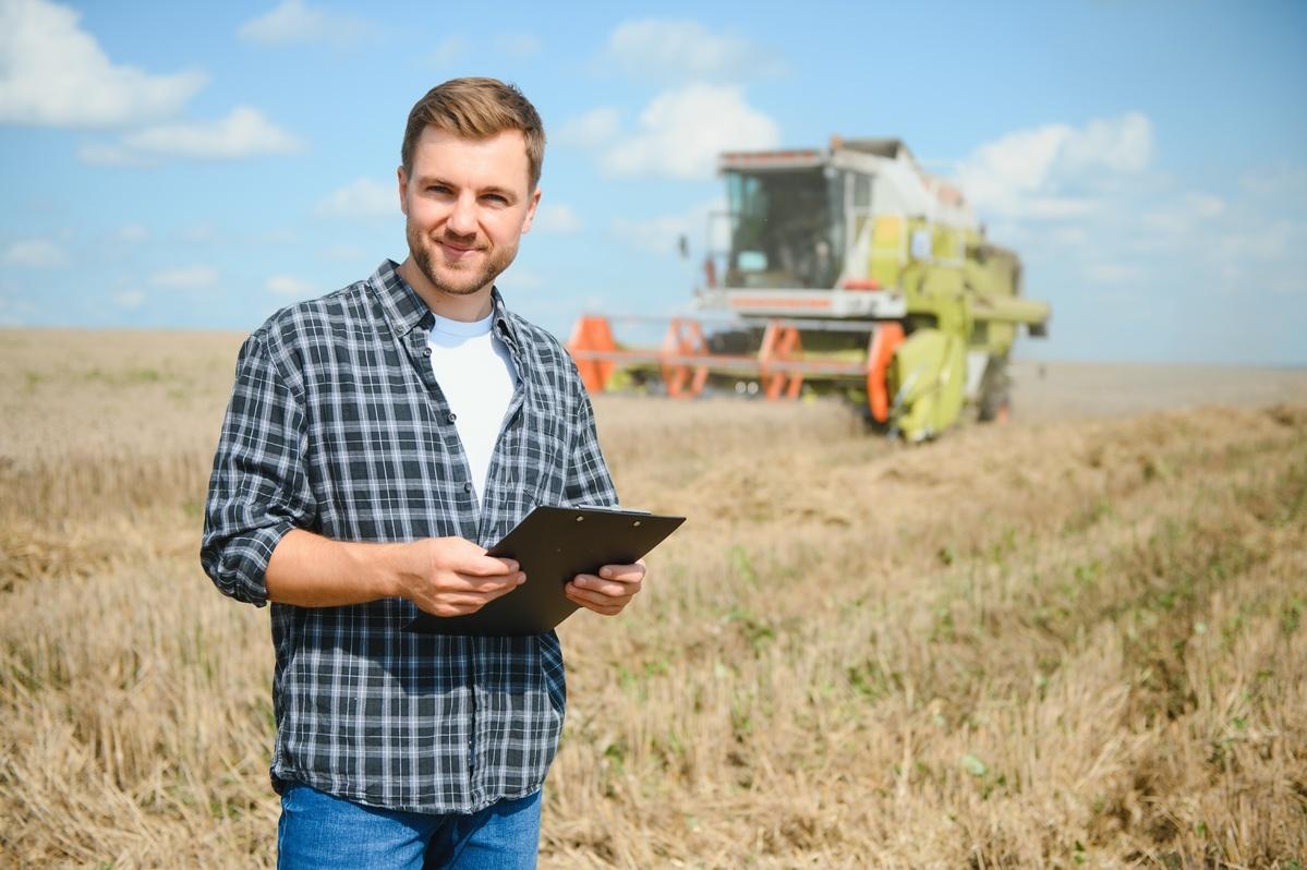 happy-farmer-proudly.jpg